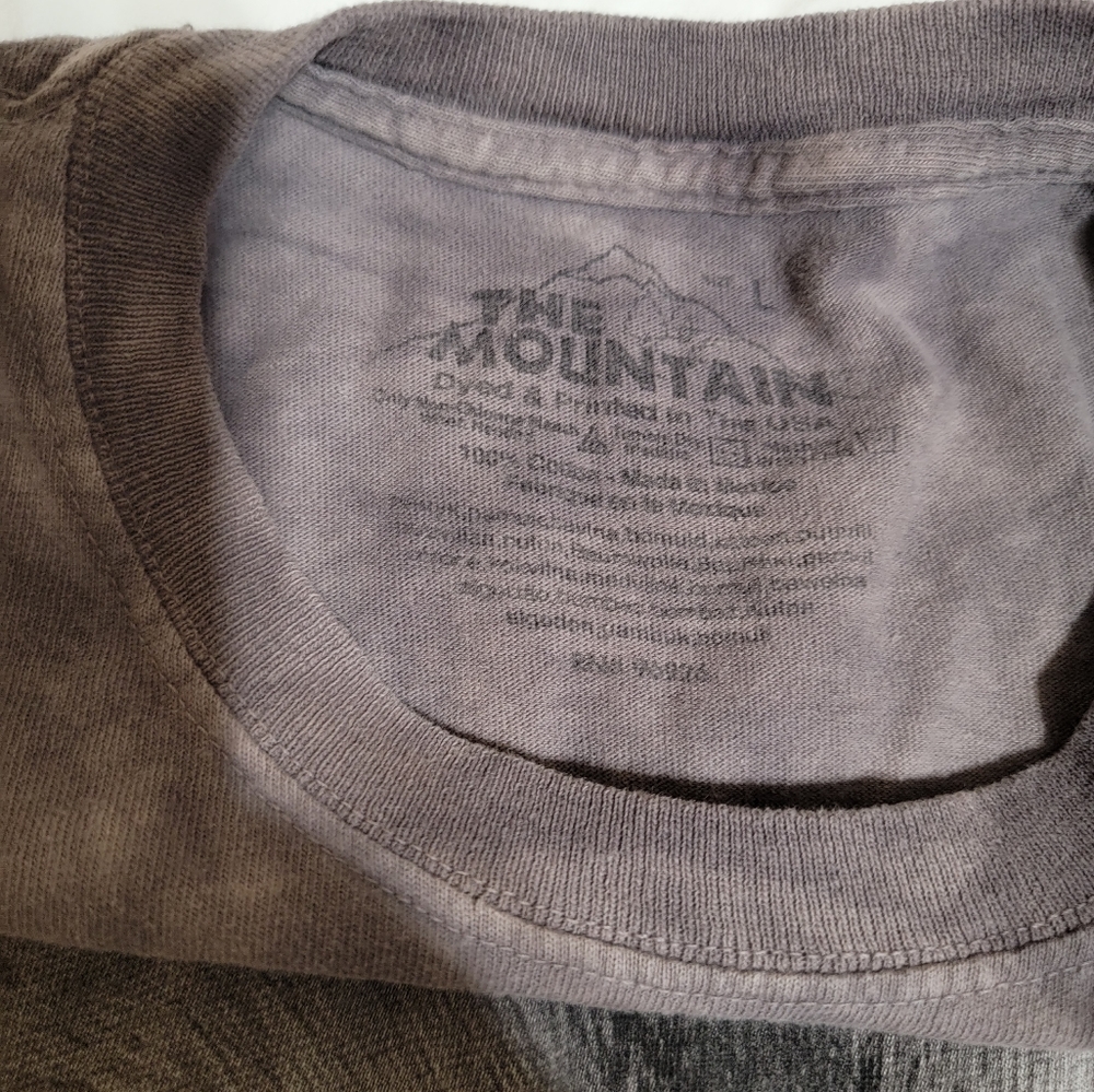 Wolf Tshirt - image 4